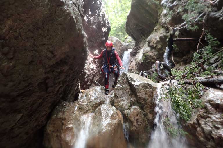 descenso de cañones torrent de la corba