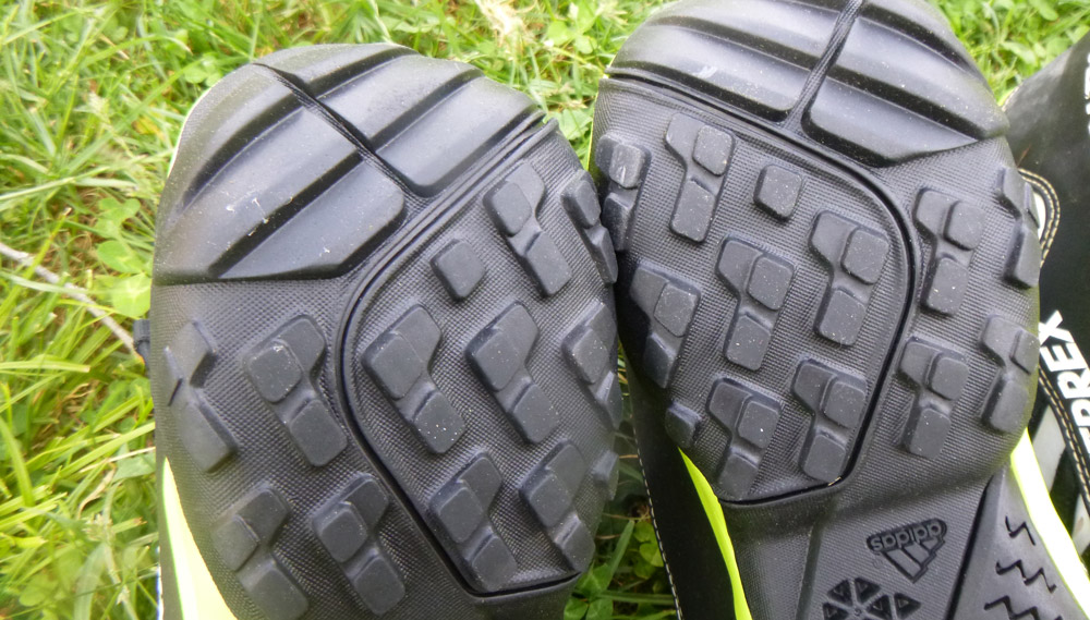 suela stealth de Adidas barranquismo